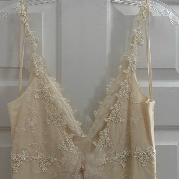 Claire Pettibone Ivory Constance Wedding Dress - Picture 10 of 15